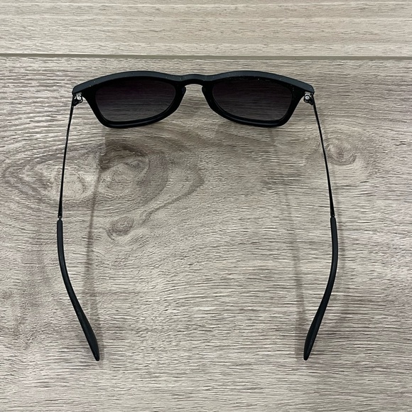 Ray Ban RB 4221 Sunglasses main image 5
